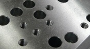 “難削材穴・タップ加工”、PSL(日立金属)、HPM38,SUS630,焼入れ材