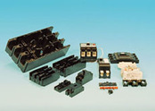 日本、ベトナムで成形、重電機器部品(ブレーカー)　可塑性、硬化性成形対応