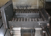 工作機械向けイケール　鋳物加工　深穴加工（最長900mm）穴あけ加工　仕上げまで対応可　FC250