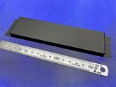 Z曲げ加工　SUS304（1.5mm）　高出力TLFレーザー　黒塗装処理
